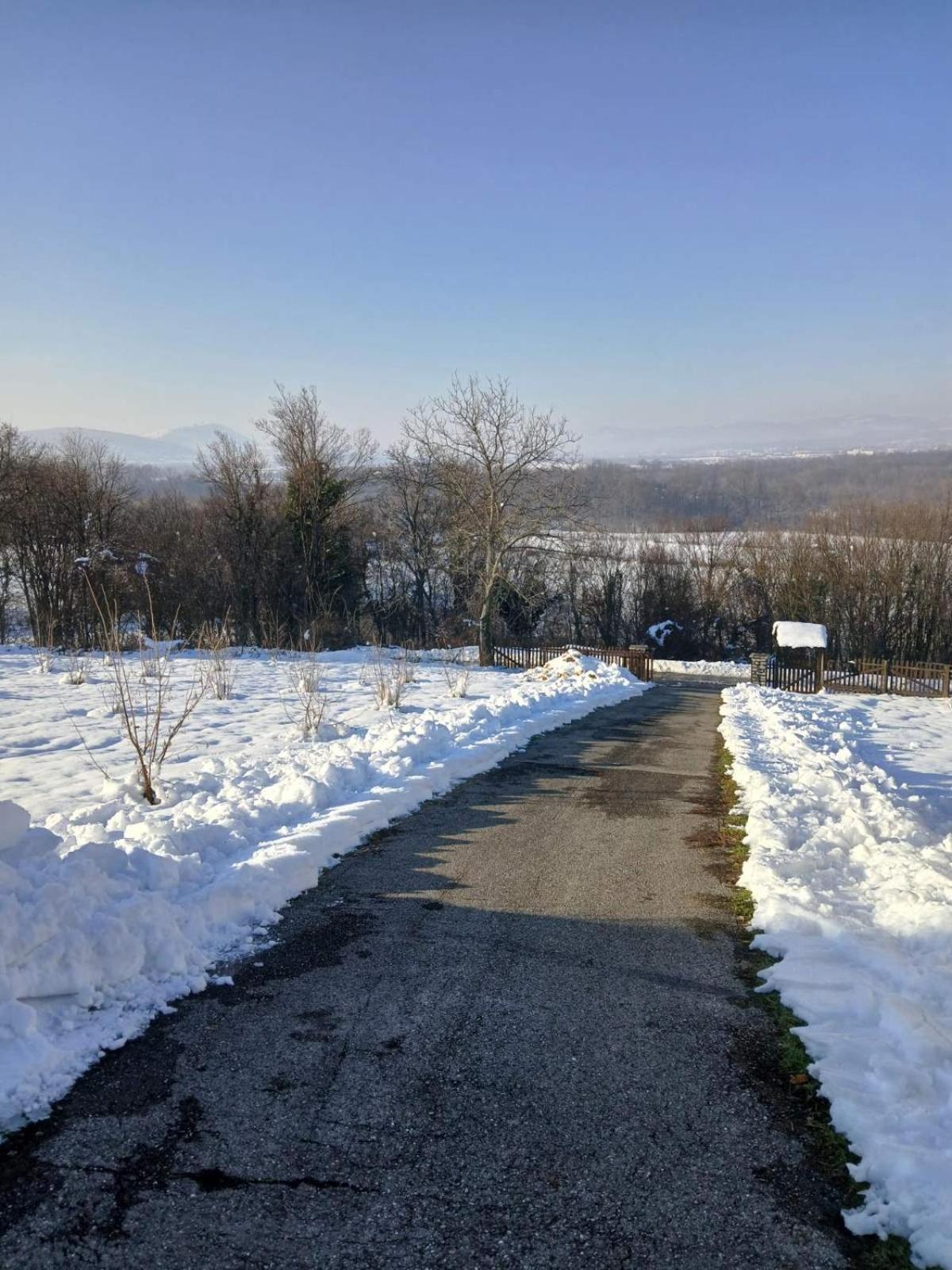 فيلا Vikendica I Vajat Vrbica Kalesija المظهر الخارجي الصورة